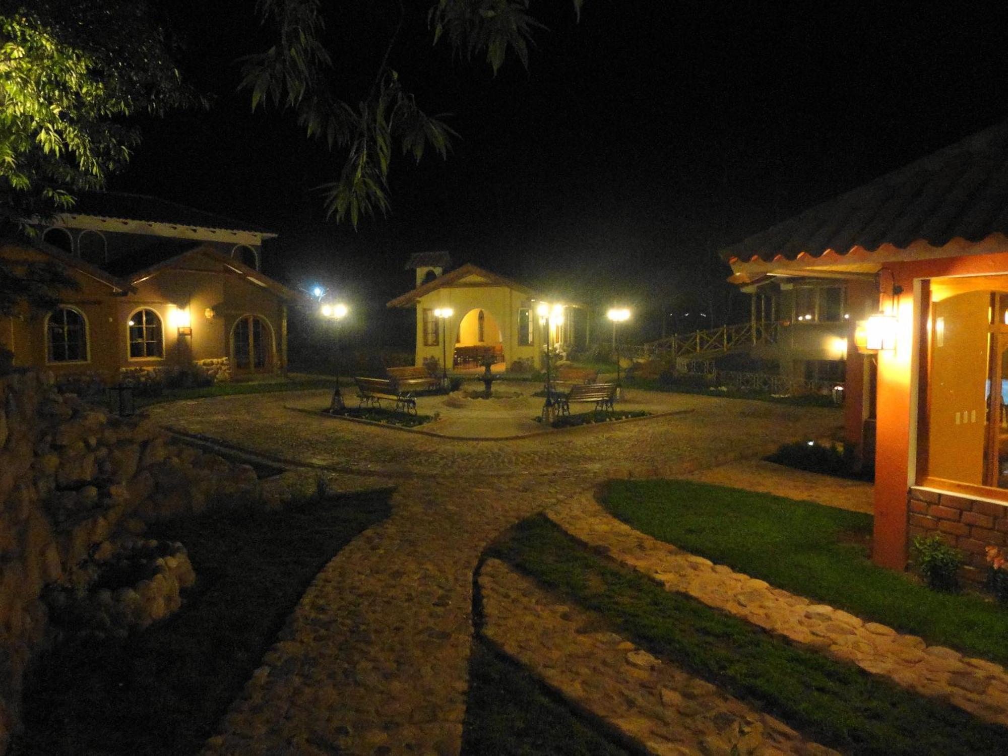 Hotel Pisonay Pueblo Urubamba Ngoại thất bức ảnh